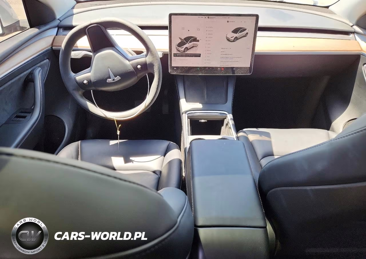 2024 Tesla Model Y VIN:7SAYGDED3RF047901 - 8