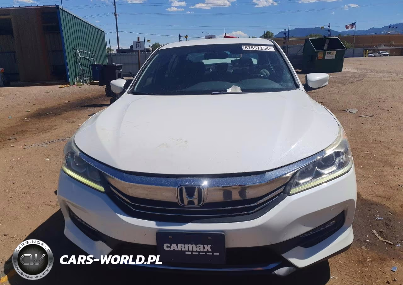 2017 Honda Accord Sport VIN:1HGCR2F57HA059233 - 5