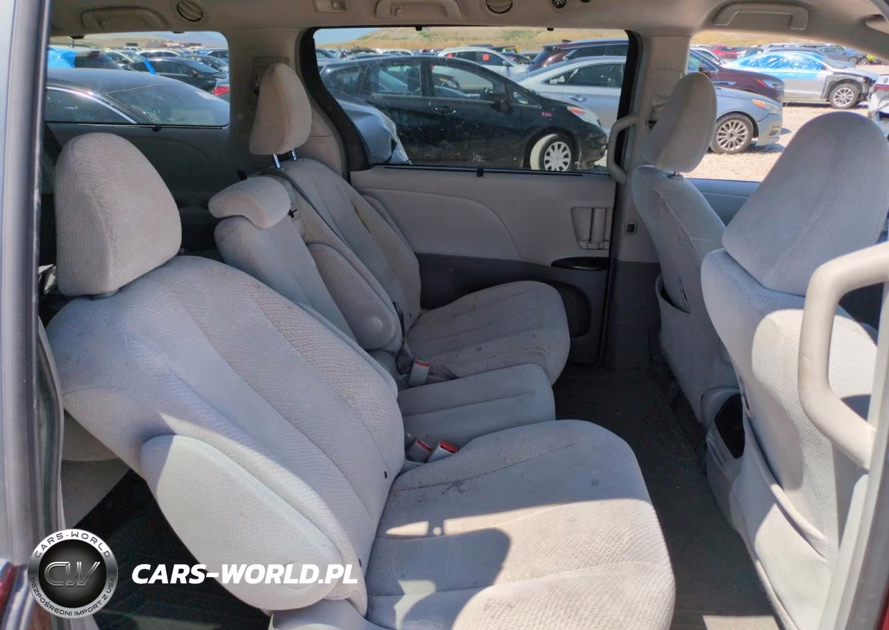 2011 Toyota Sienna Le VIN:5TDKK3DC6BS141177 - 11