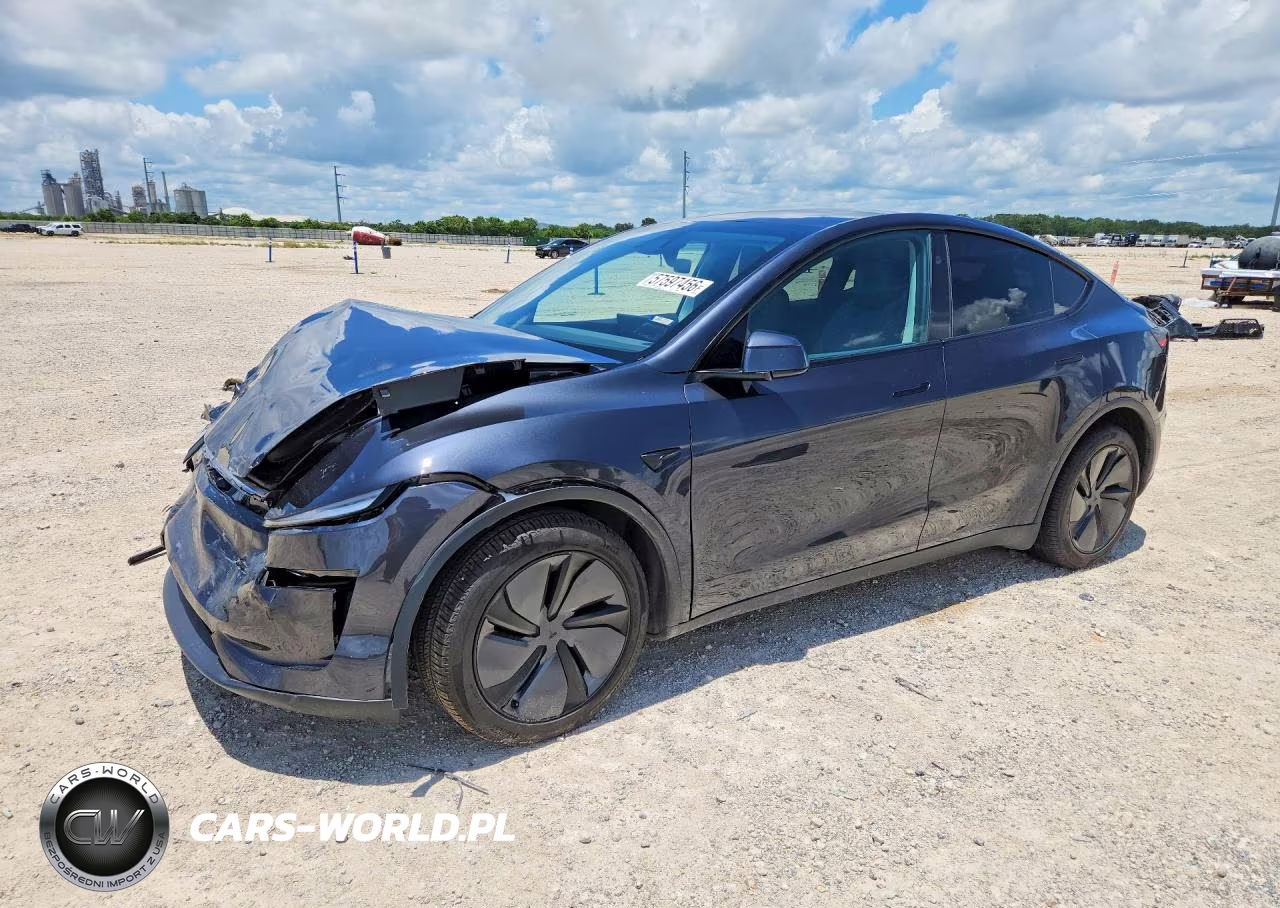 2026 Tesla Model Y – zdjęcie 1 z 13
