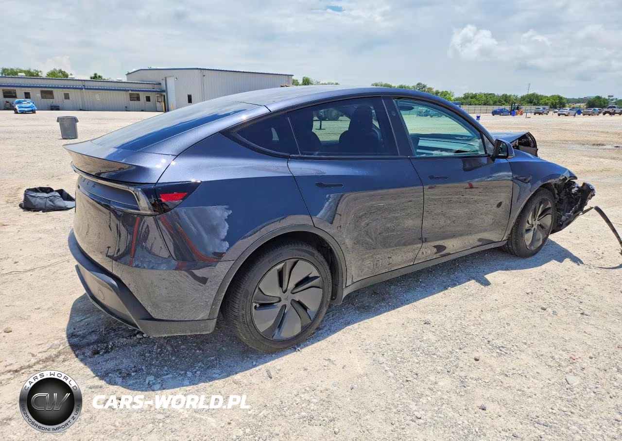 2026 Tesla Model Y VIN:7SAYGDED7TA419311 - 3