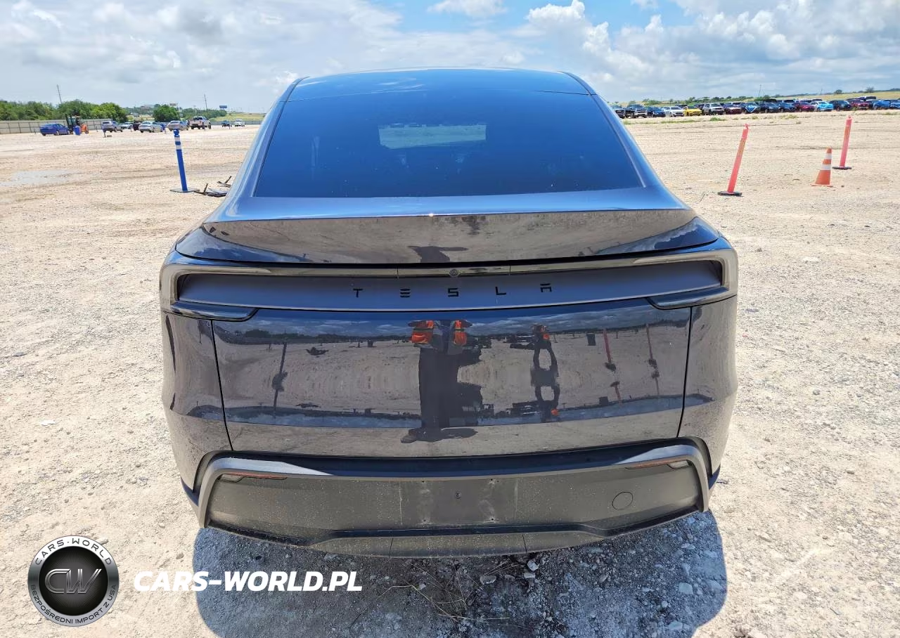 2026 Tesla Model Y VIN:7SAYGDED7TA419311 - 6