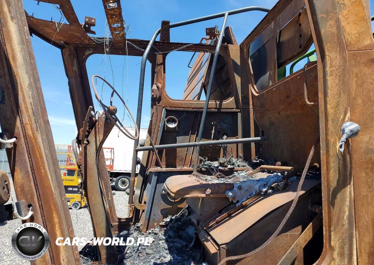 1986 John Deere 8820 Combine VIN:57597616 - 5