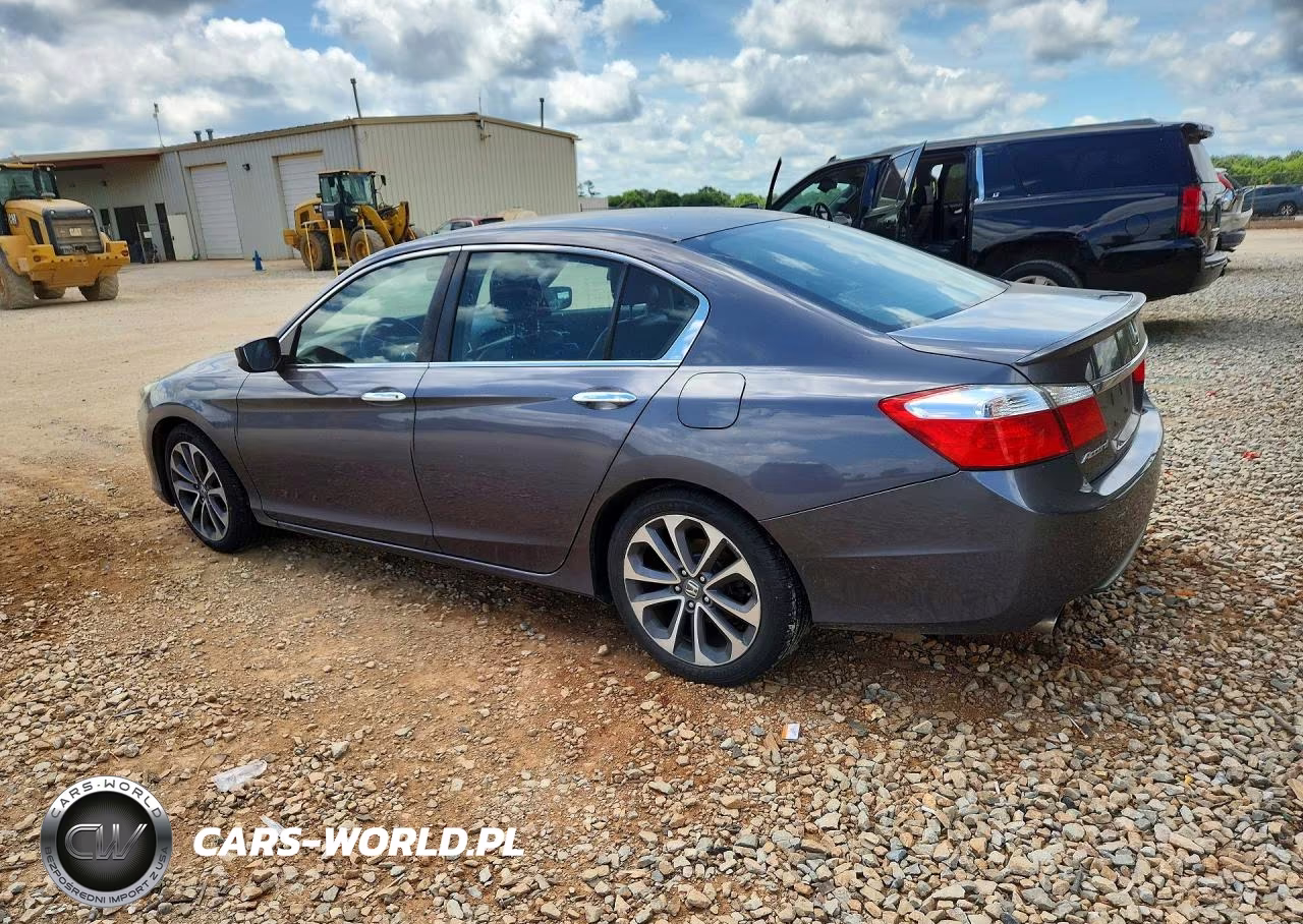 2015 Honda Accord Sport VIN:1HGCR2F50FA111024 - 2