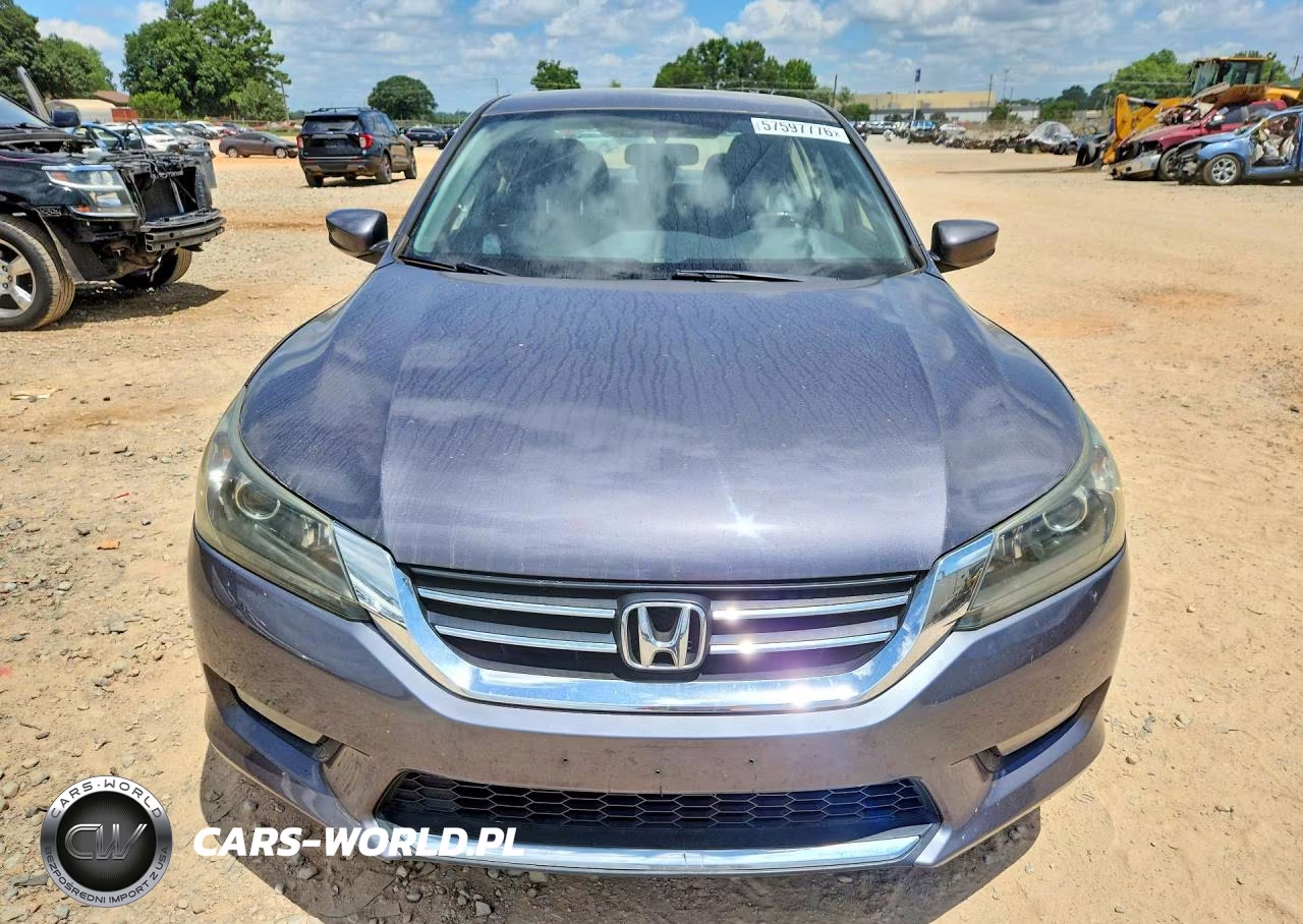 2015 Honda Accord Sport VIN:1HGCR2F50FA111024 - 5