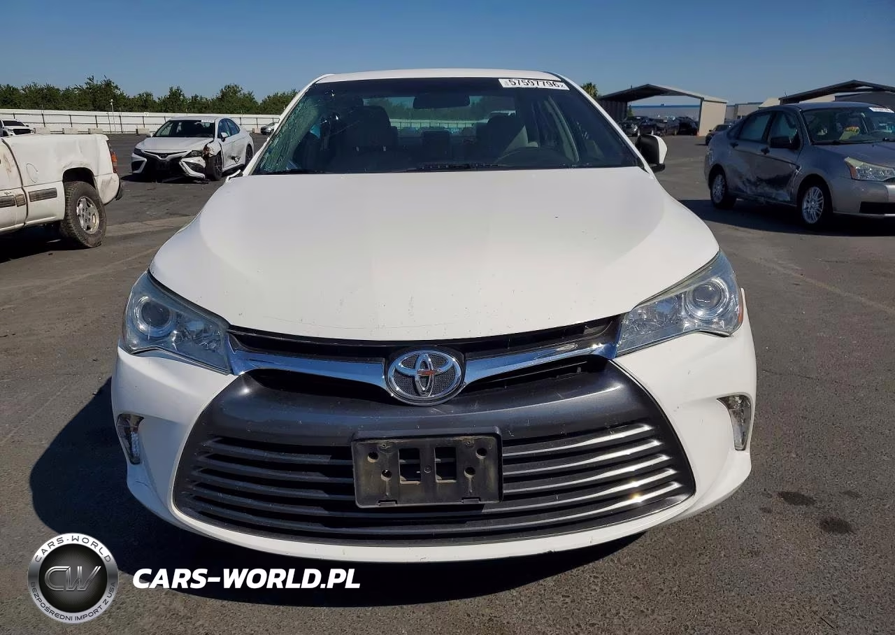 2016 Toyota Camry Le VIN:4T1BF1FK3GU240454 - 5