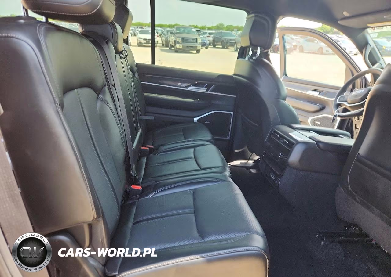 2022 Jeep Wagoneer Series Iii VIN:1C4SJVDT6NS142632 - 11