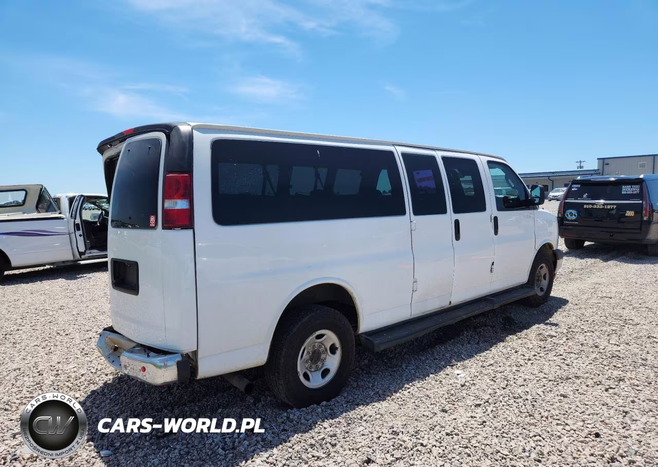2020 Chevrolet Express G3500 Lt VIN:1GAZGPFG1L1181665 - 3
