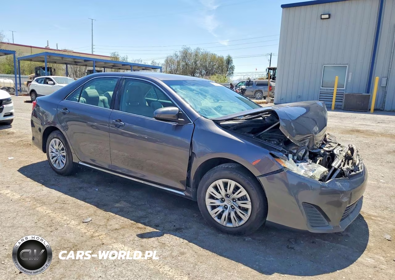 2014 Toyota Camry Le VIN:4T1BF1FK7EU847762 - 4