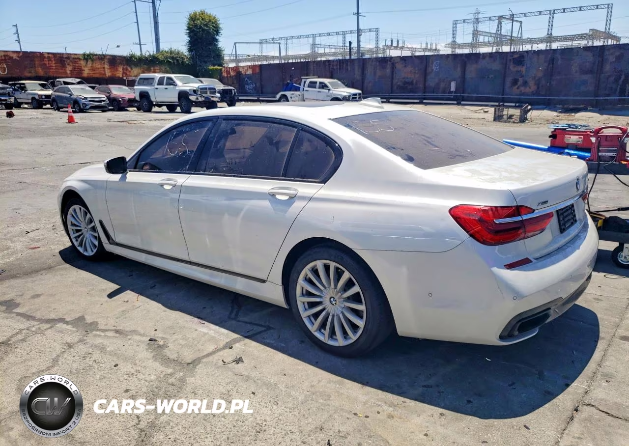 2017 BMW 750 Xi VIN:WBA7F2C53HG421761 - 2