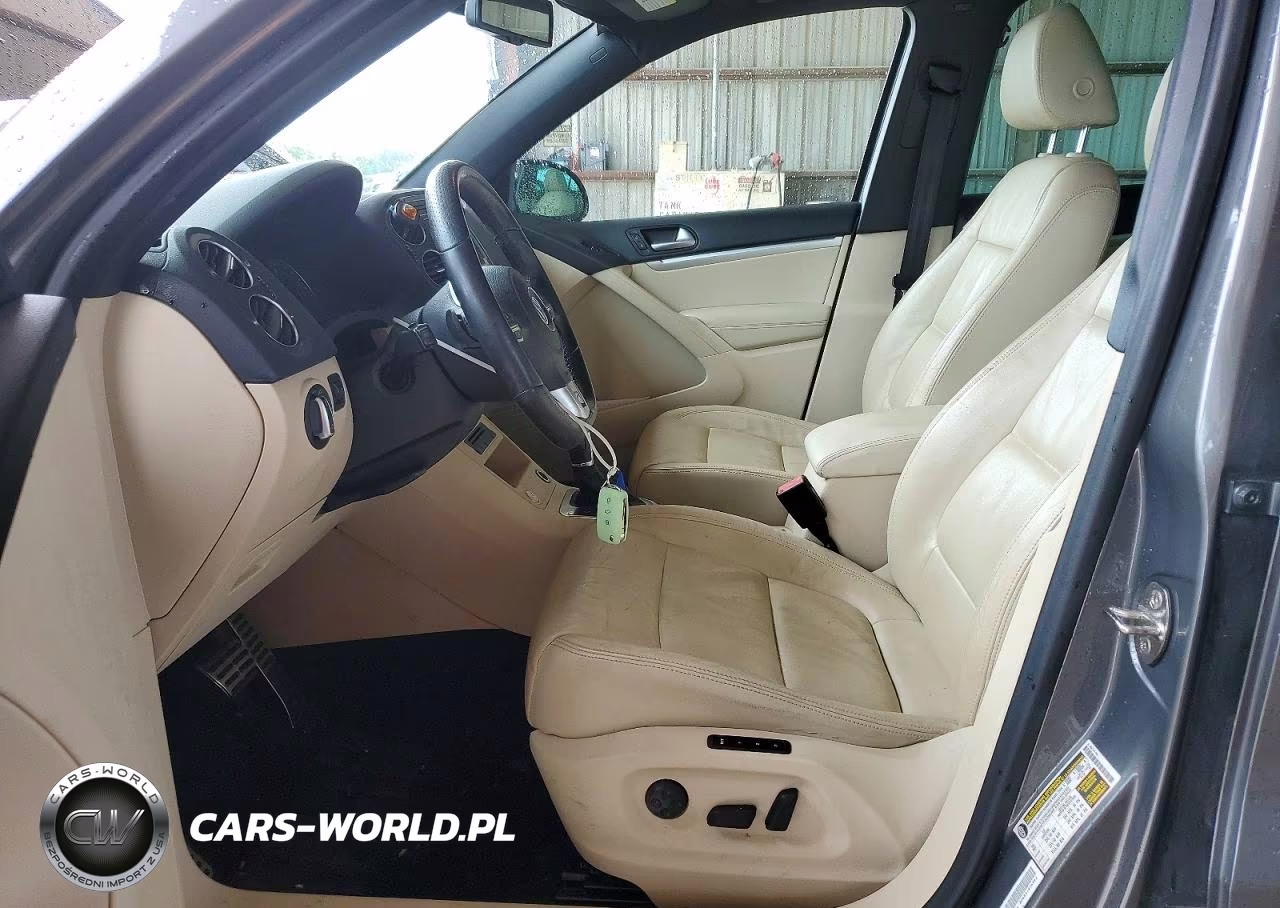 2014 Volkswagen Tiguan S VIN:WVGAV3AX9EW011145 - 7
