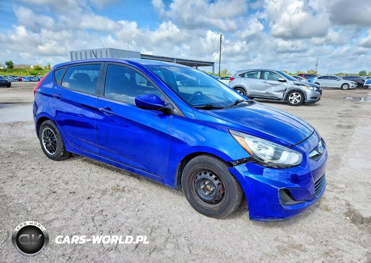 2014 Hyundai Accent Gs VIN:KMHCT5AE8EU146993 - 4
