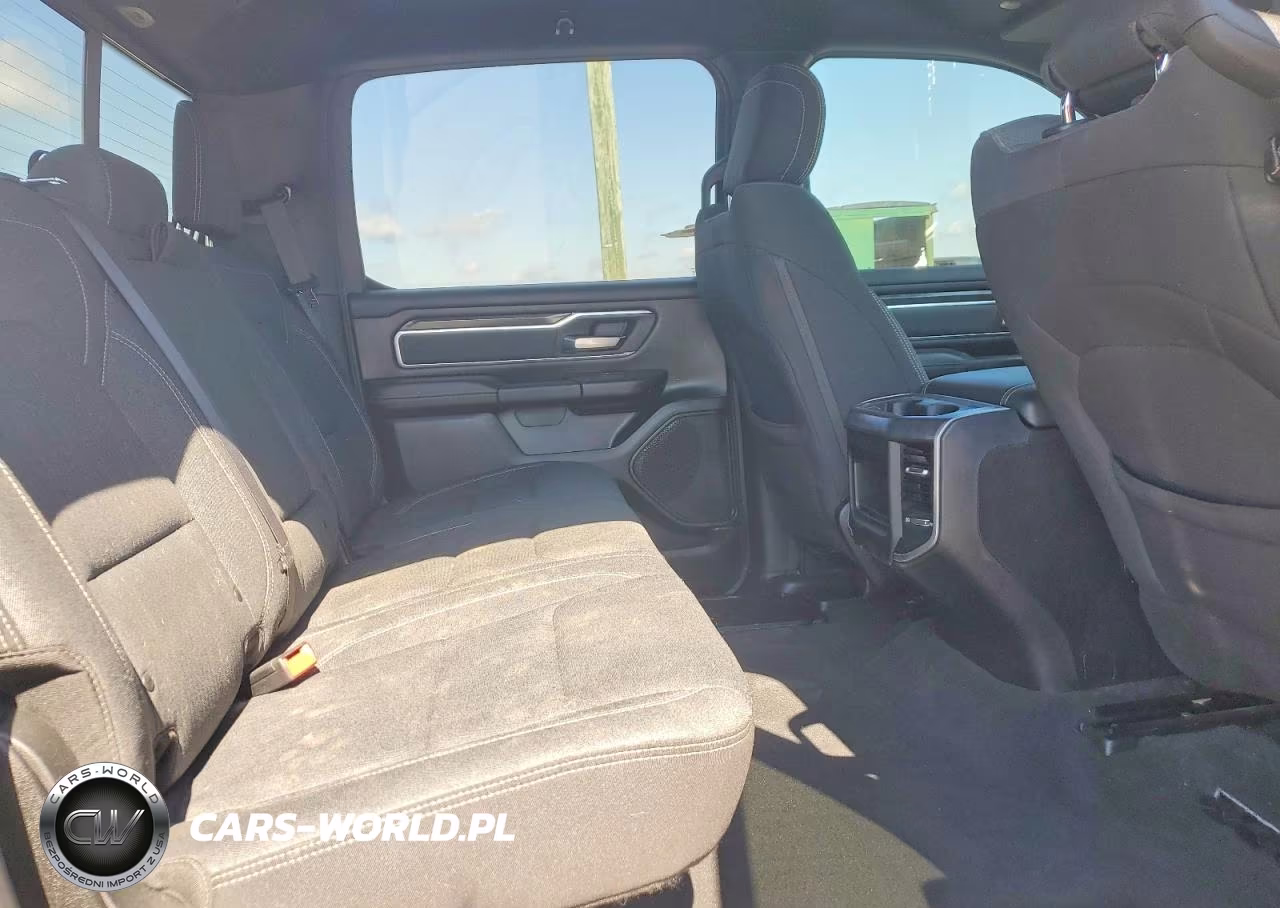2019 Ram 1500 Big Horn VIN:1C6SRFFT8KN511018 - 10