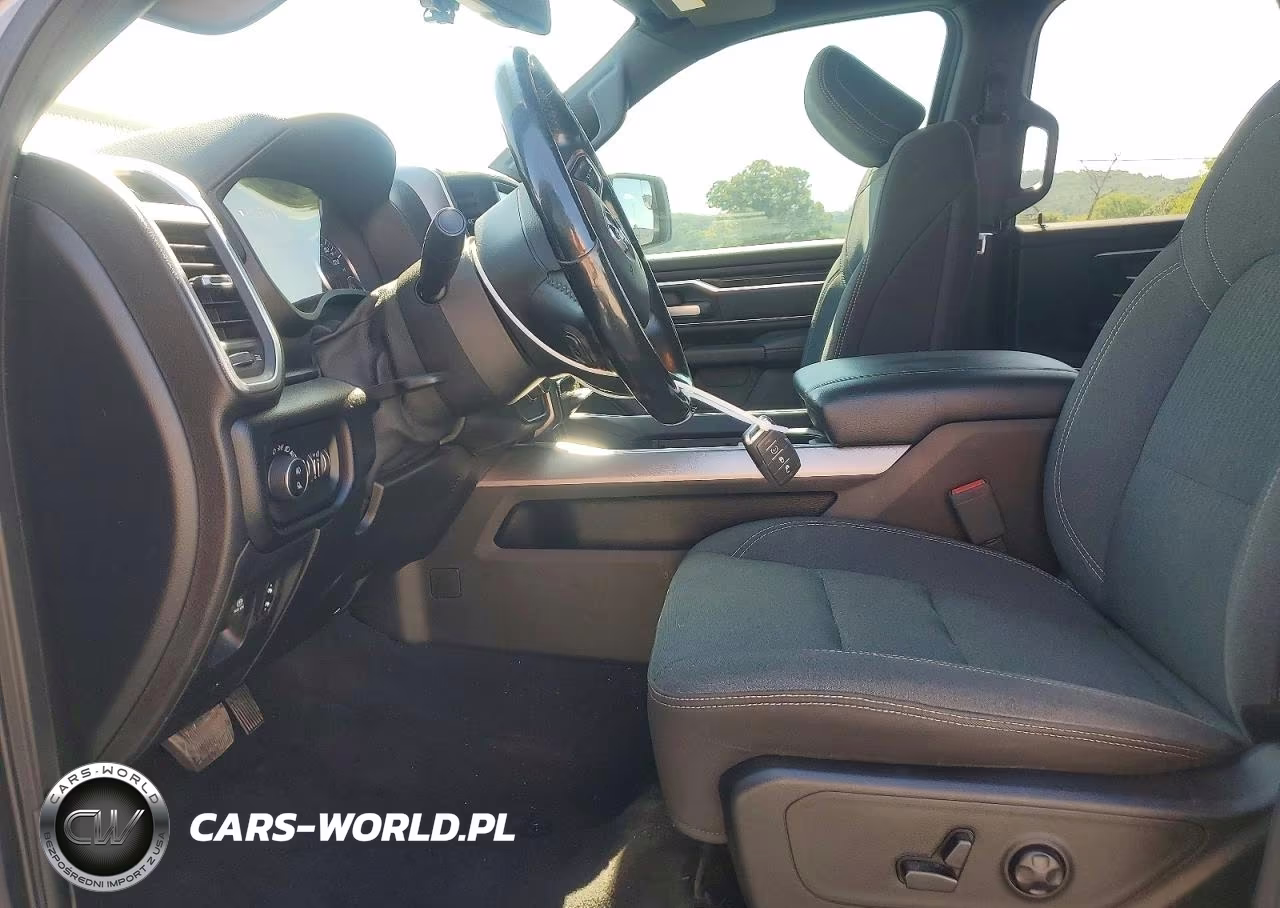 2019 Ram 1500 Big Horn VIN:1C6SRFFT8KN511018 - 7