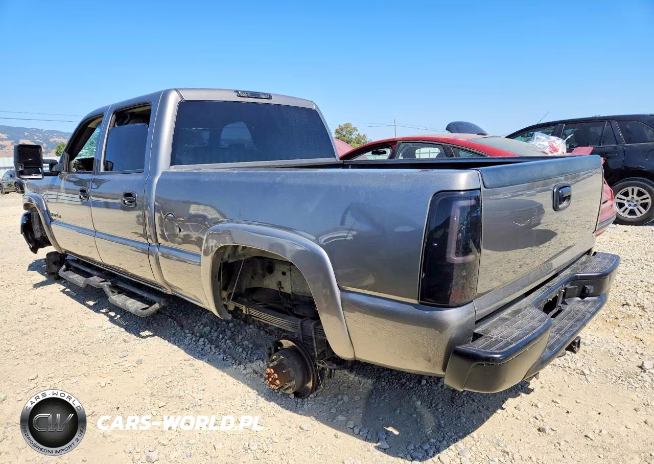 2007 Chevrolet Silverado K2500 Heavy Duty VIN:1GCHK23D07F185245 - 2