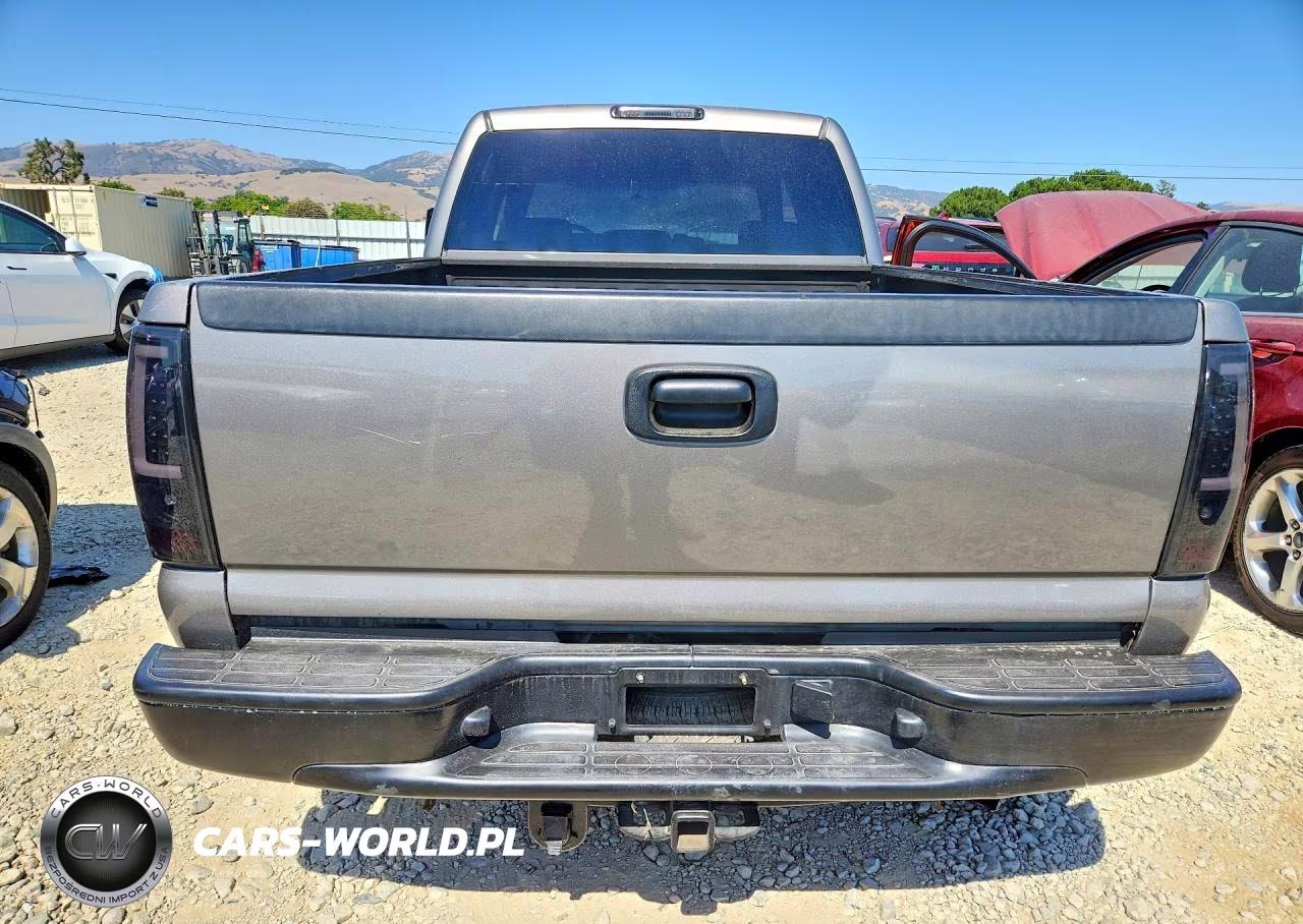 2007 Chevrolet Silverado K2500 Heavy Duty VIN:1GCHK23D07F185245 - 6