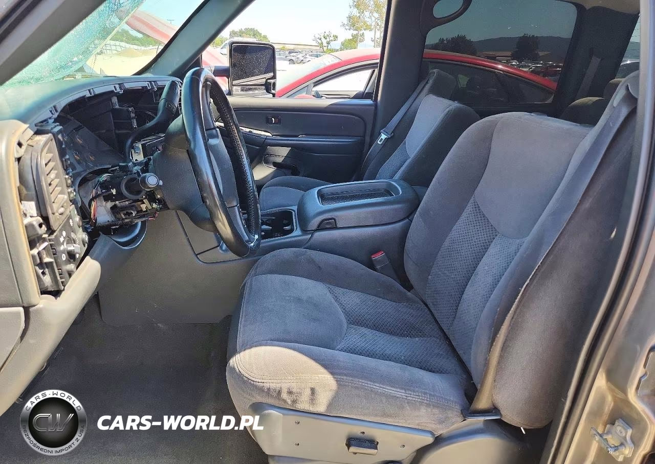 2007 Chevrolet Silverado K2500 Heavy Duty VIN:1GCHK23D07F185245 - 7