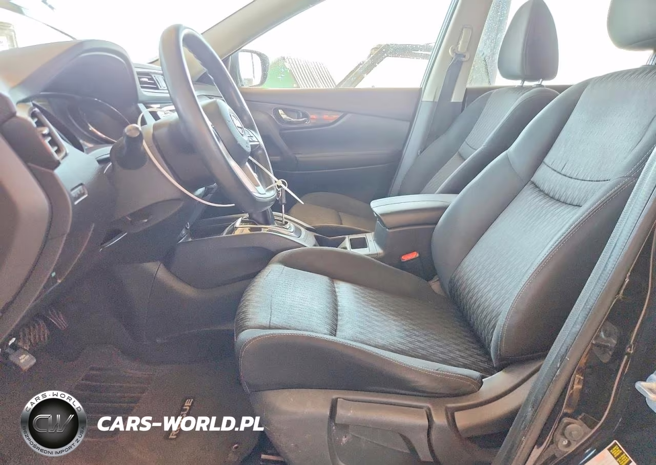 2017 Nissan Rogue S VIN:KNMAT2MV0HP558818 - 7