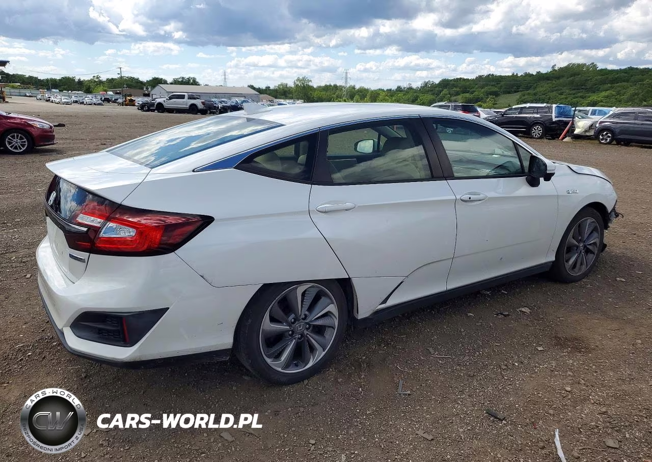 2018 Honda Clarity VIN:JHMZC5F11JC005637 - 3
