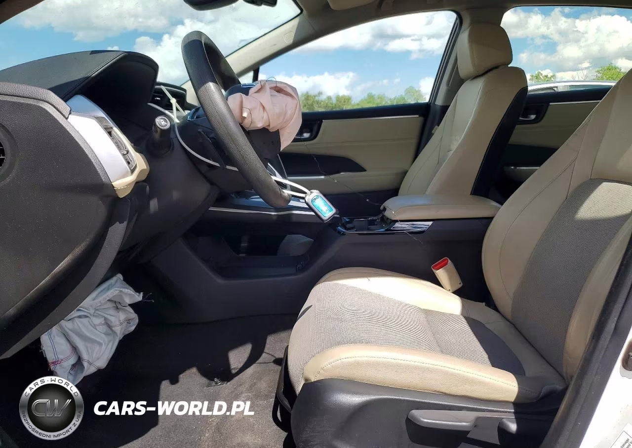 2018 Honda Clarity VIN:JHMZC5F11JC005637 - 7