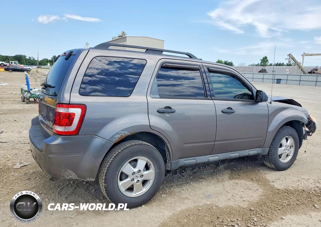 2012 Ford Escape Xlt VIN:1FMCU9DG0CKA83768 - 3