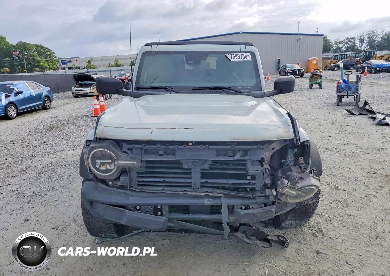 2022 Ford Bronco Base VIN:1FMDE5DH1NLB63953 - 5