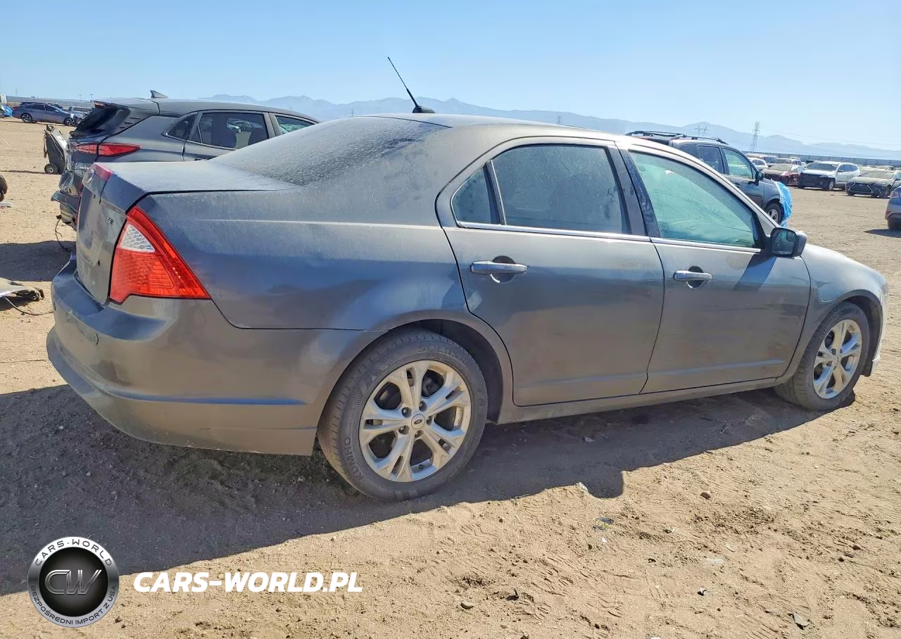 2012 Ford Fusion Se VIN:3FAHP0HA8CR397785 - 3