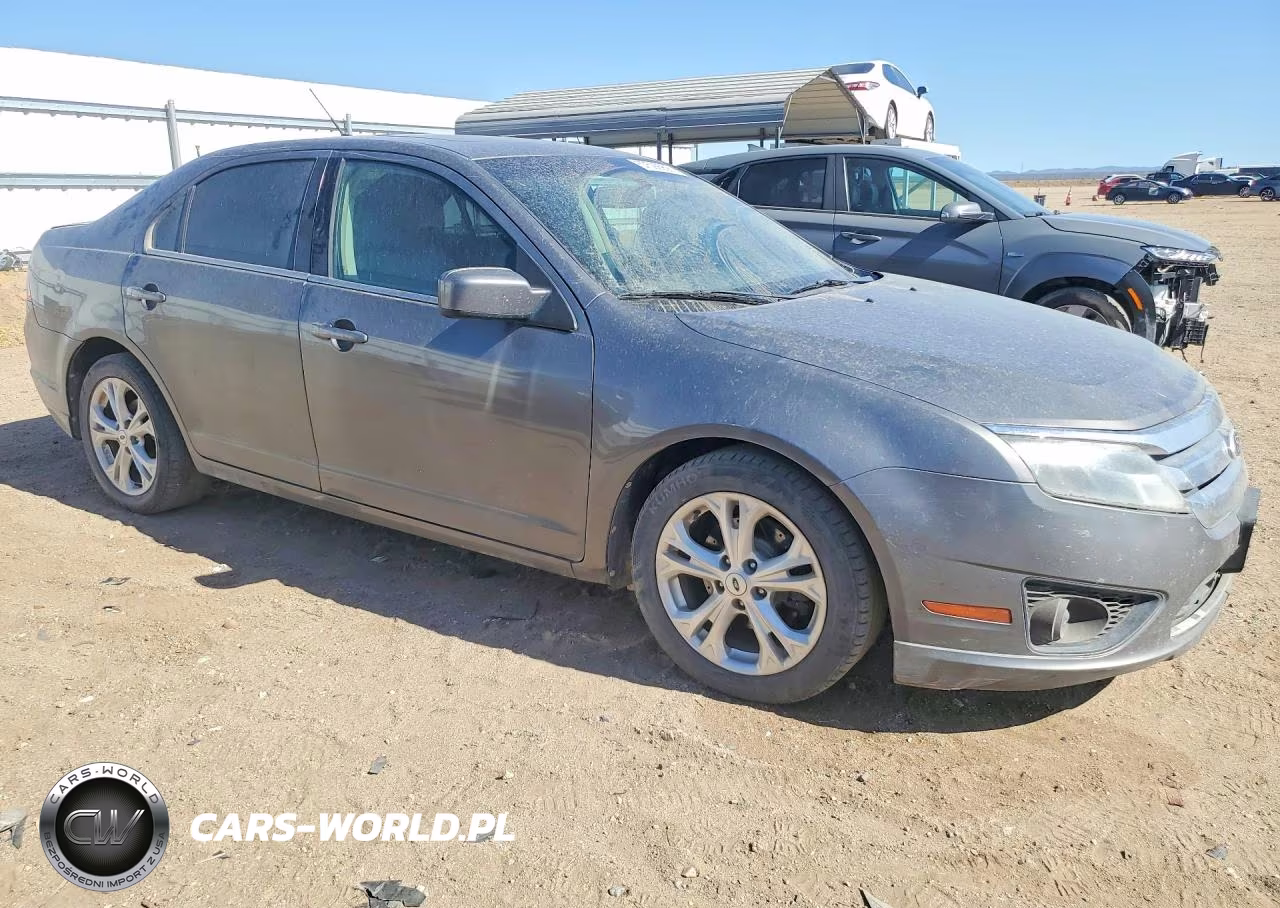 2012 Ford Fusion Se VIN:3FAHP0HA8CR397785 - 4