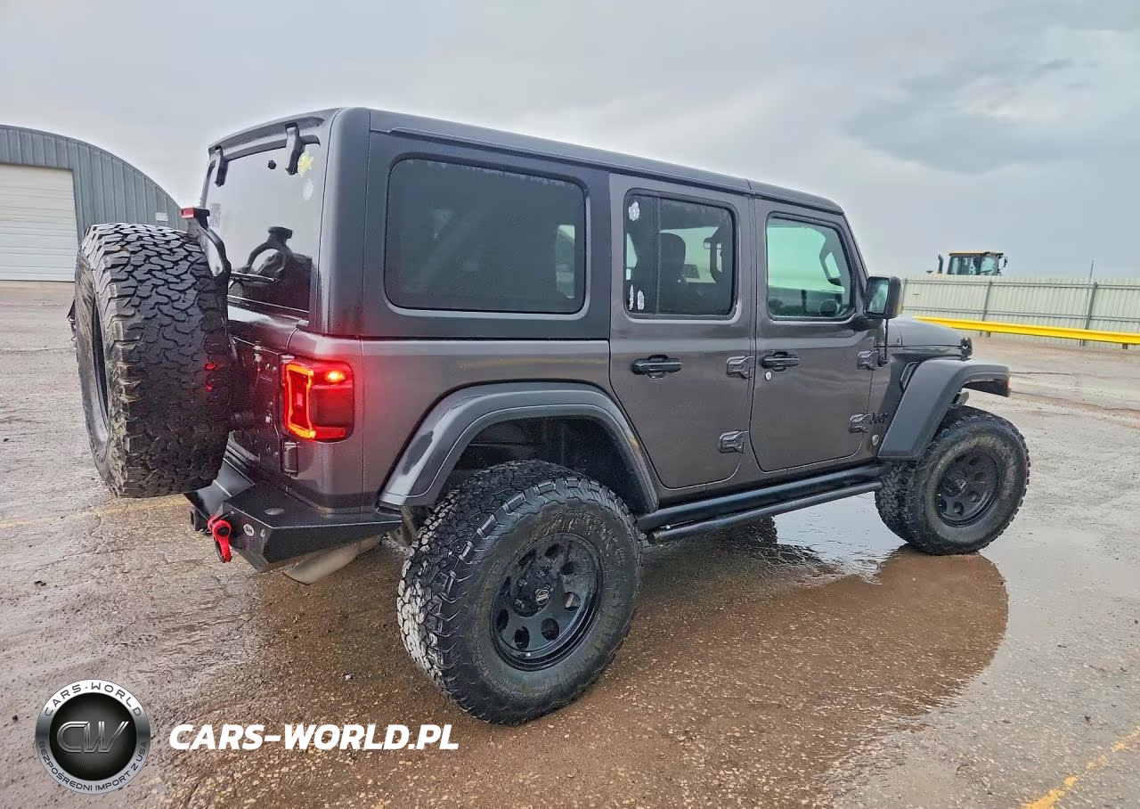 2021 Jeep Wrangler Unlimited Sport VIN:1C4HJXDNXMW664887 - 3