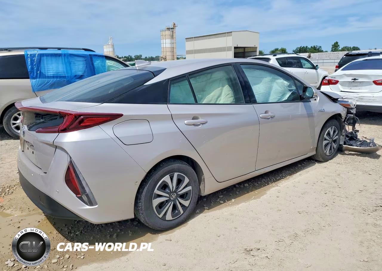 2017 Toyota Prius Prime Advanced VIN:JTDKARFPXH3028350 - 3