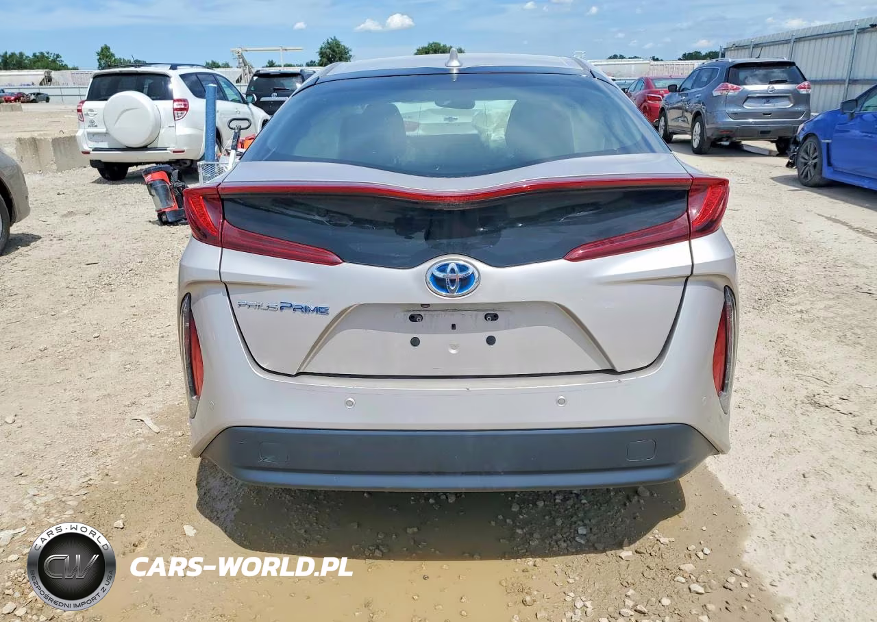 2017 Toyota Prius Prime Advanced VIN:JTDKARFPXH3028350 - 6