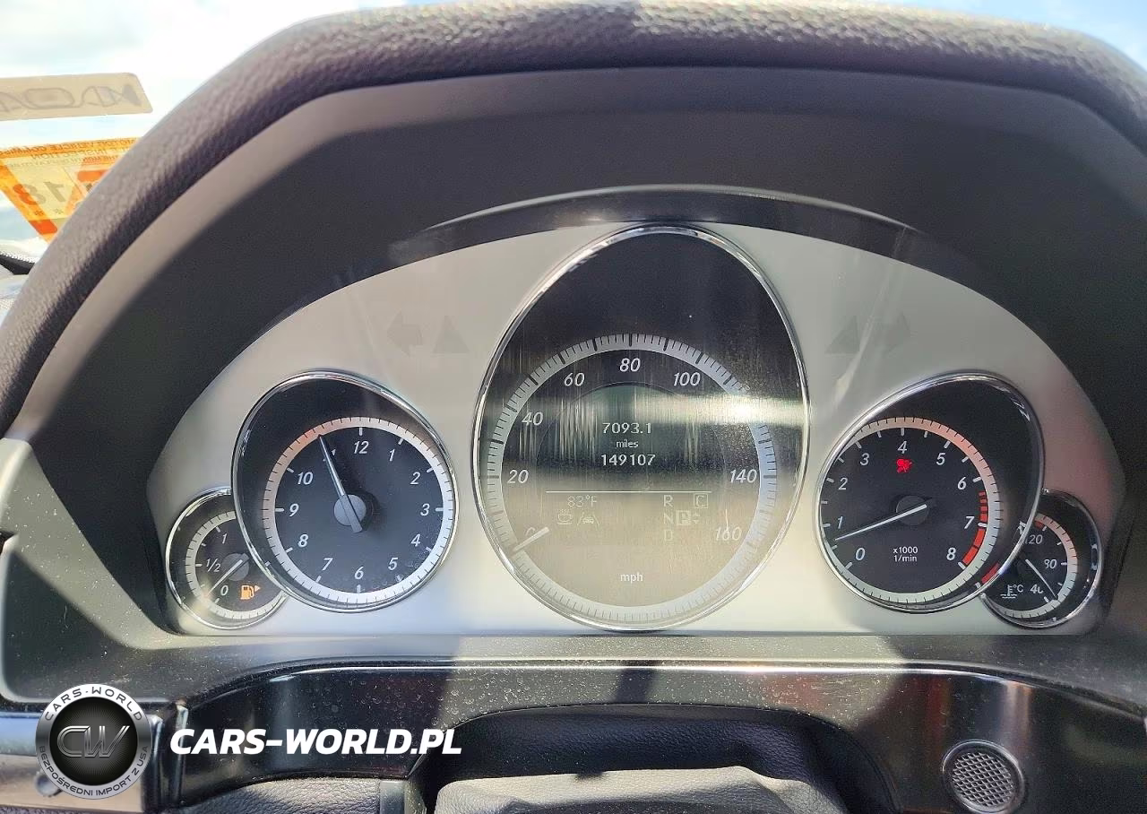 2010 Mercedes-Benz E 550 4Matic VIN:WDDHF9AB5AA188666 - 9