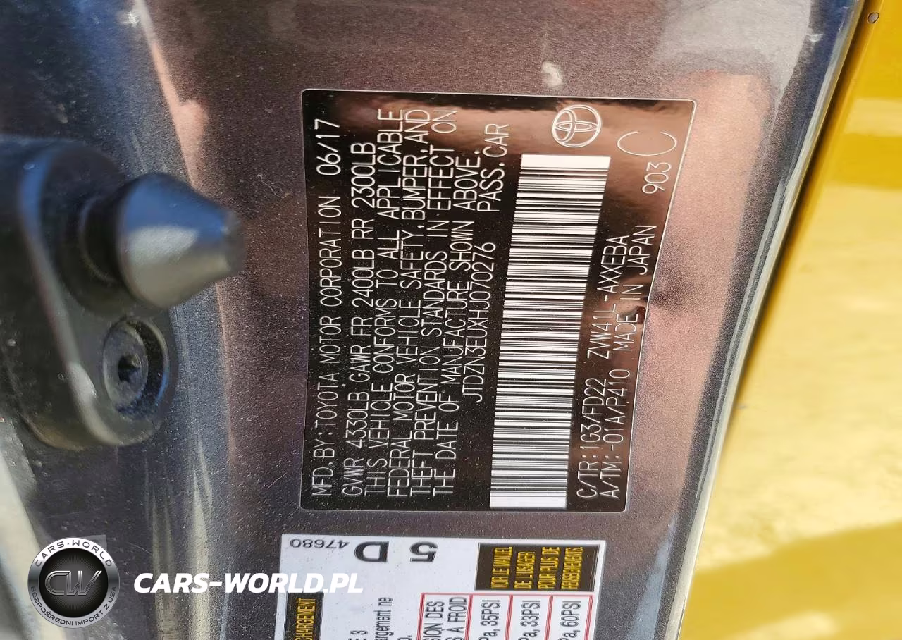 2017 Toyota Prius V Three VIN:JTDZN3EUXHJ070276 - 13