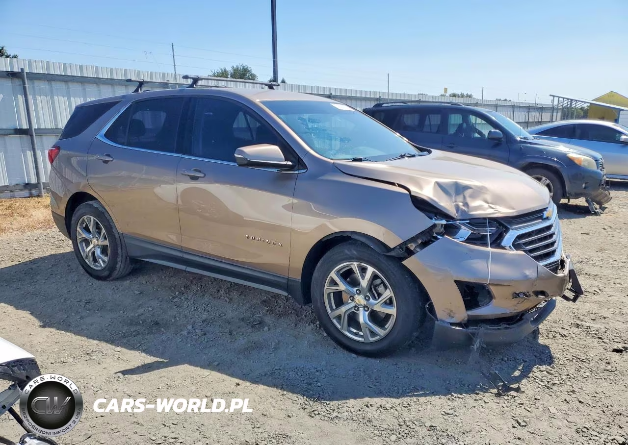 2018 Chevrolet Equinox Lt VIN:2GNAXKEX2J6172984 - 4