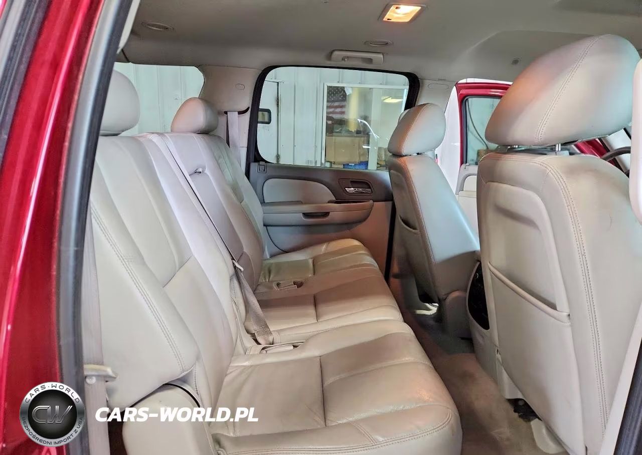 2010 Chevrolet Suburban K1500 Lt VIN:1GNUKJE36AR258158 - 11