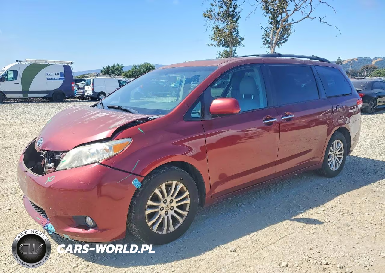 2011 Toyota Sienna Xle 8-Passenger