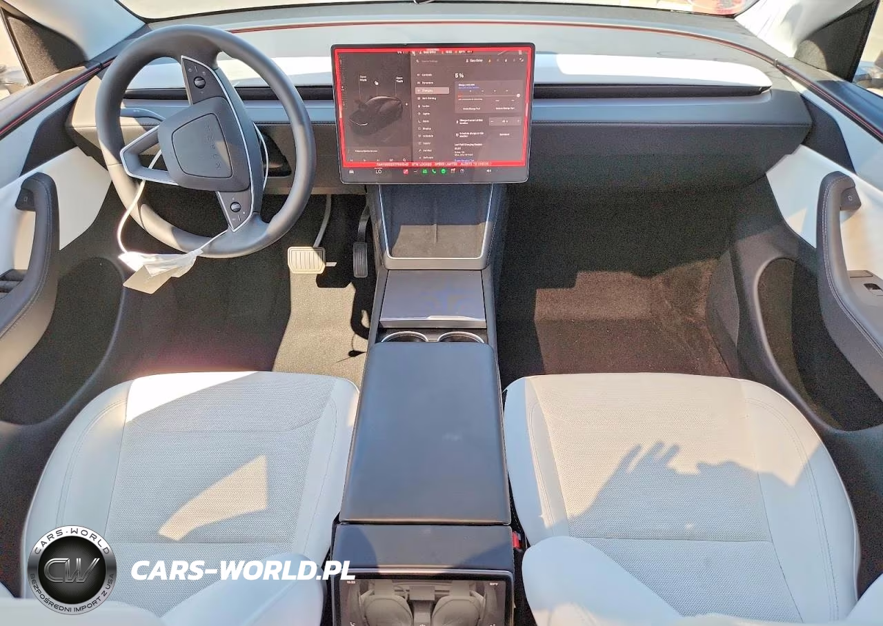 2026 Tesla Model Y VIN:7SAYGDEE3TF561943 - 8