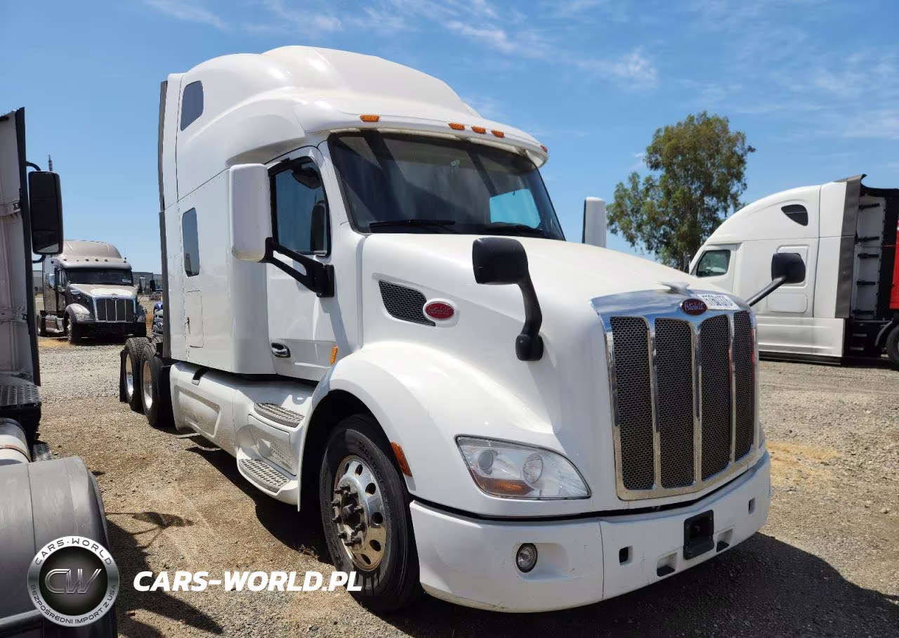 2019 Peterbilt 579 Semi Truck