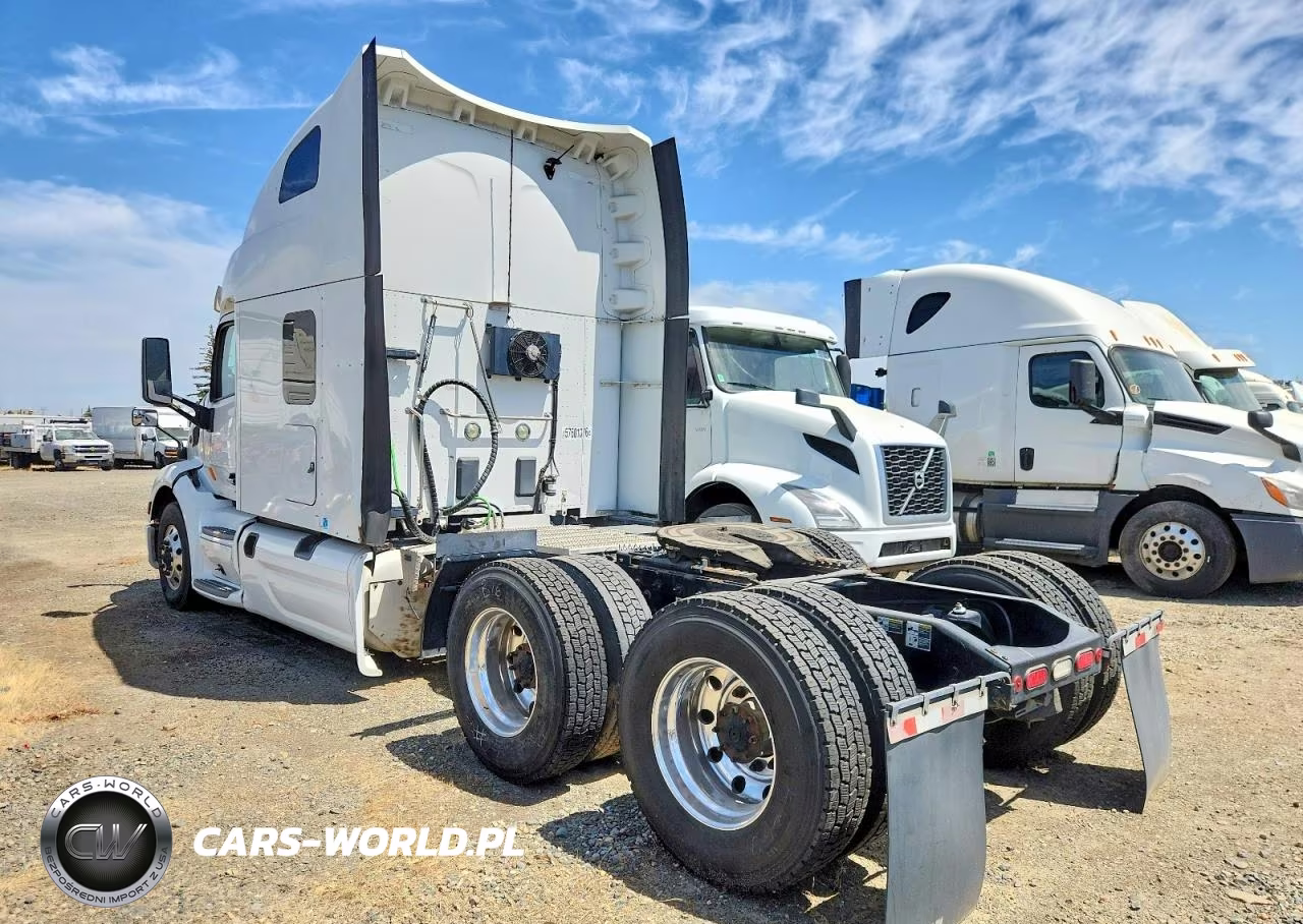 2019 Peterbilt 579 Semi Truck VIN:1XPBDP9X0KD622369 - 3