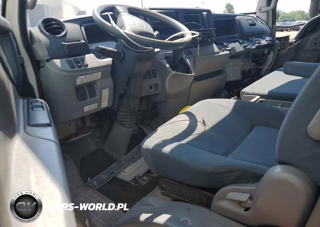 2013 Mitsubishi Fe140 VIN:JL6BNH1A9DK010334 - 8