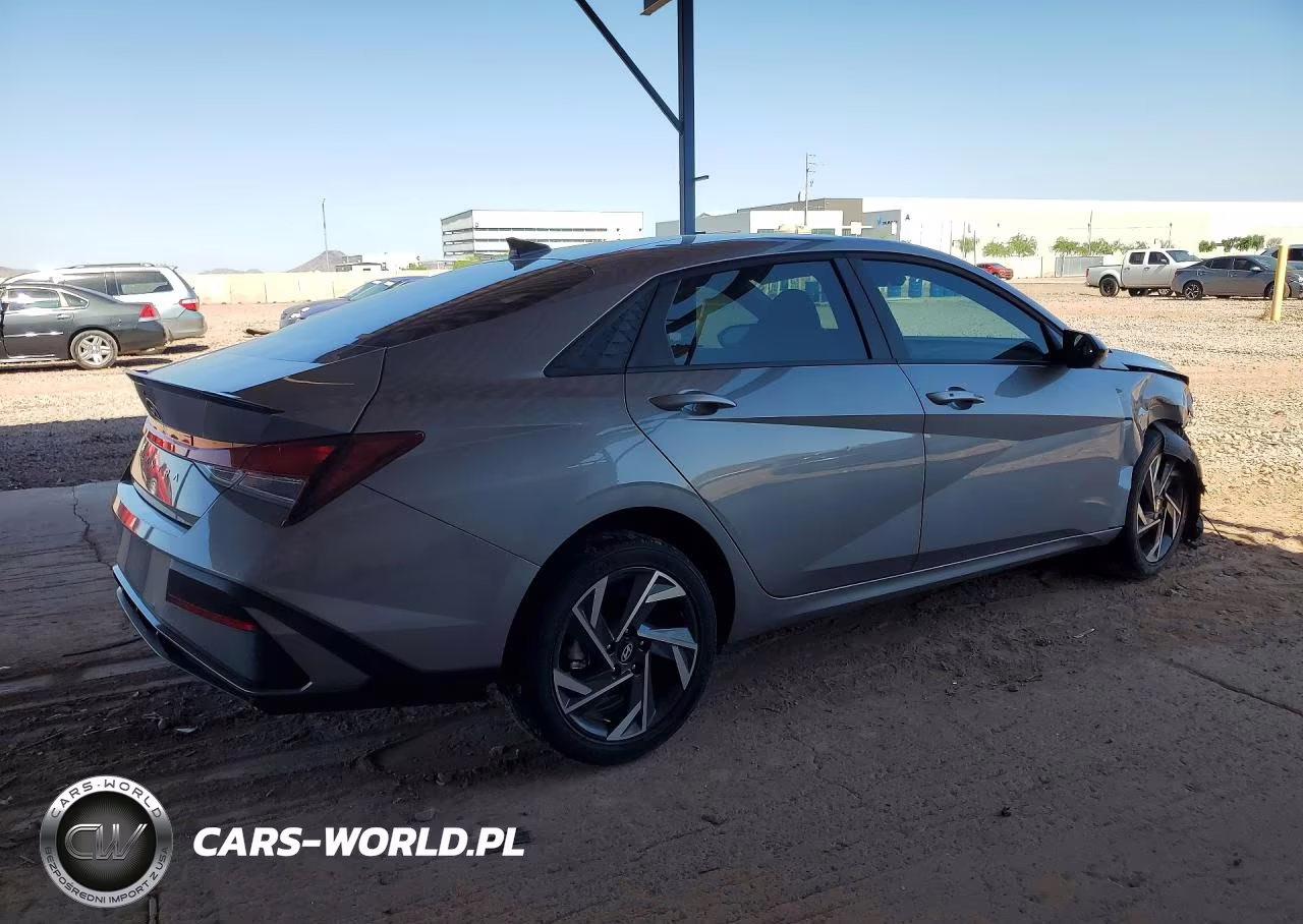 2025 Hyundai Elantra Sel Sport VIN:KMHLM4DG9SU039581 - 3