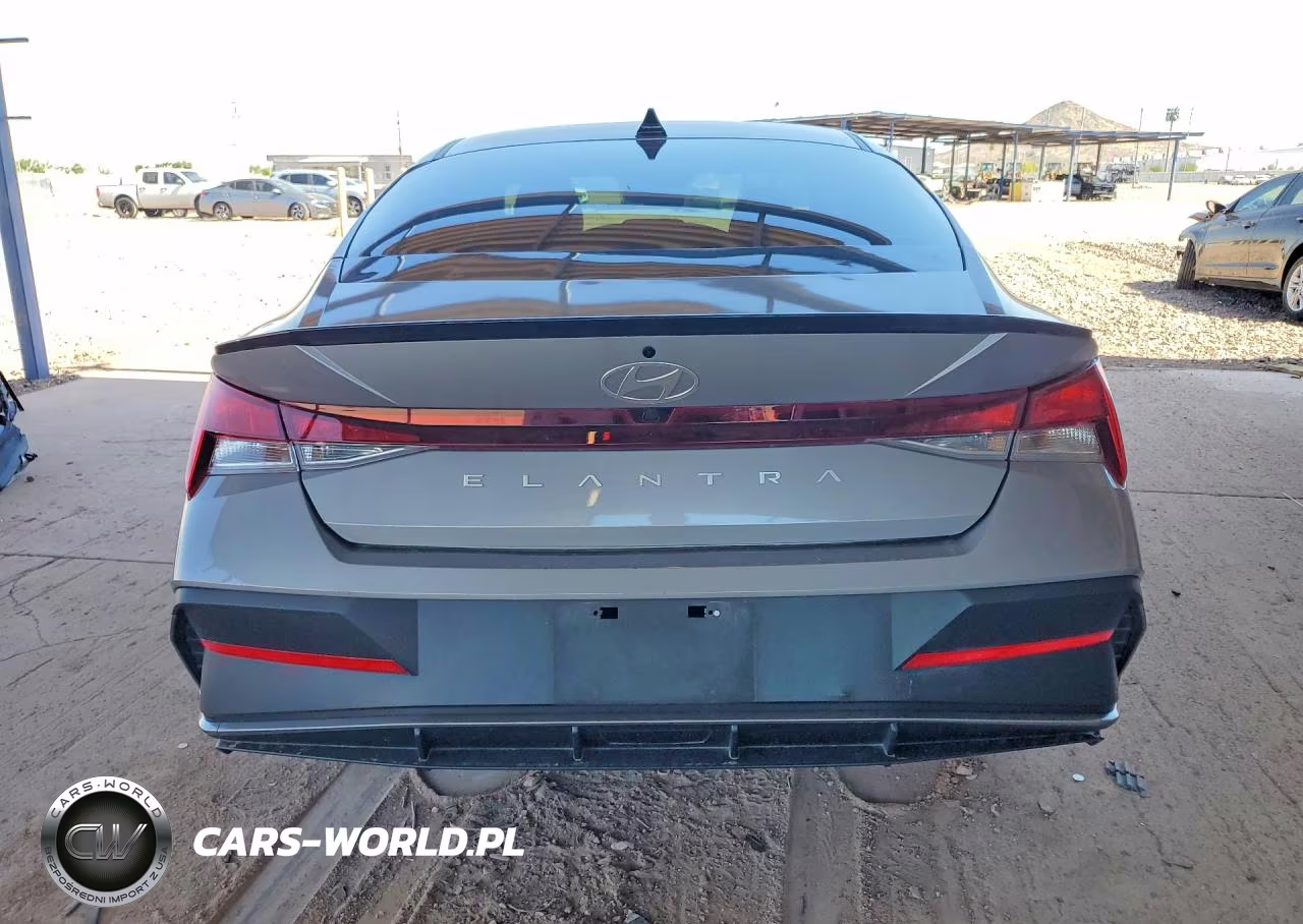 2025 Hyundai Elantra Sel Sport VIN:KMHLM4DG9SU039581 - 6