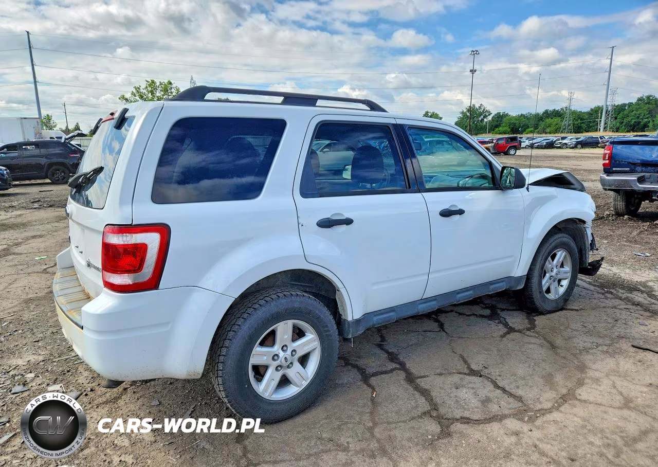 2010 Ford Escape Hybrid VIN:1FMCU5K33AKC59069 - 3