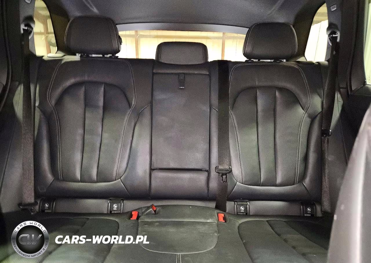 2021 BMW X5 xDrive45E VIN:5UXTA6C06M9G08018 - 10