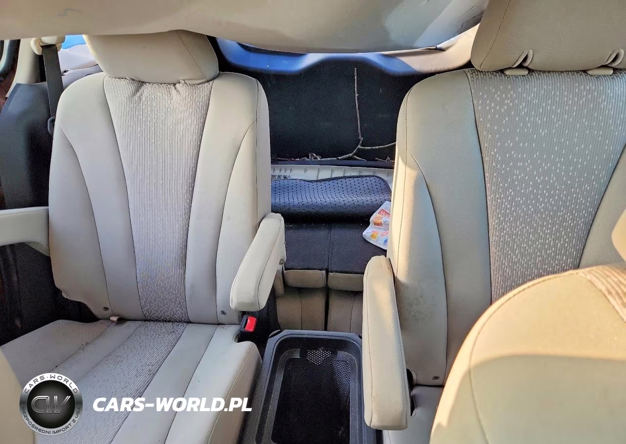 2012 Mazda 5 VIN:JM1CW2BL4C0119964 - 10