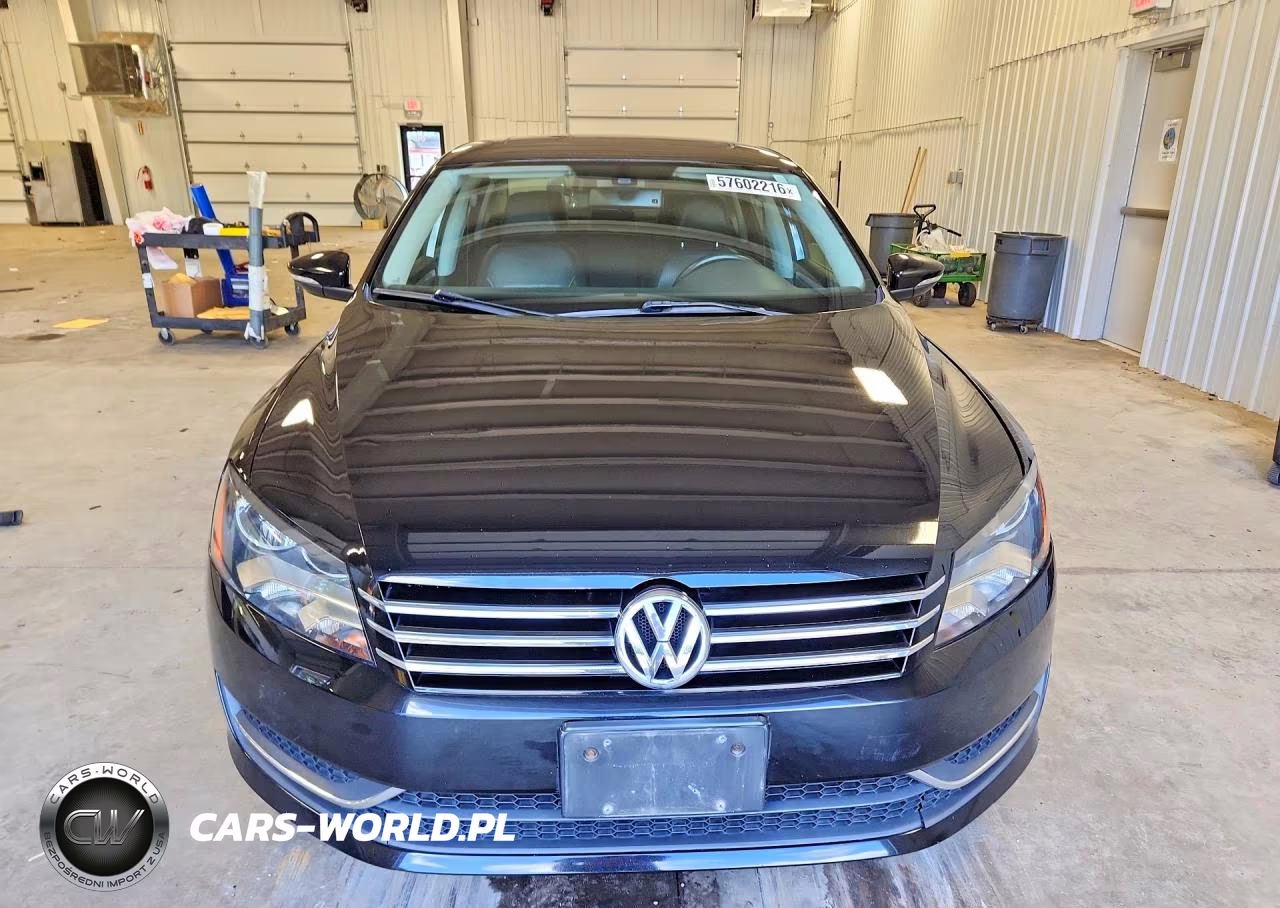 2012 Volkswagen Passat Se VIN:1VWBP7A37CC009283 - 5