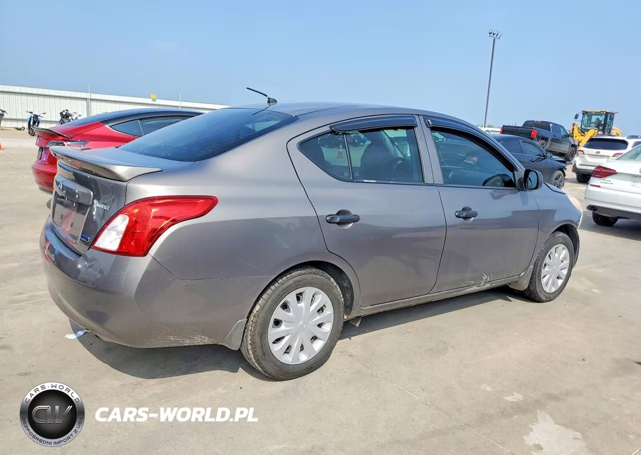 2014 Nissan Versa 1.6 S Plus VIN:3N1CN7AP2EL846128 - 3