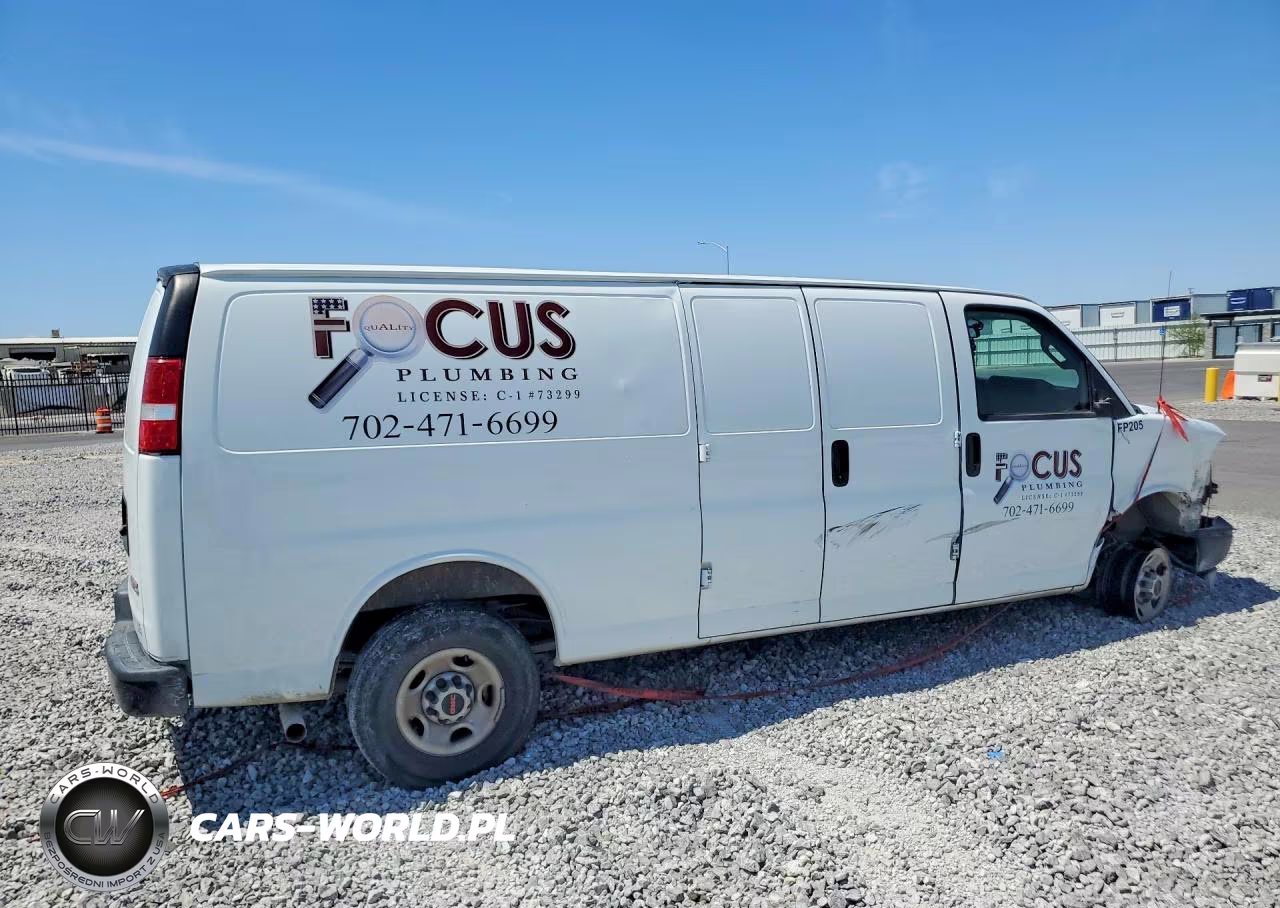 2023 GMC Savana 2500 Cargo Delivery Van VIN:1GTW7BFP3P1157015 - 3