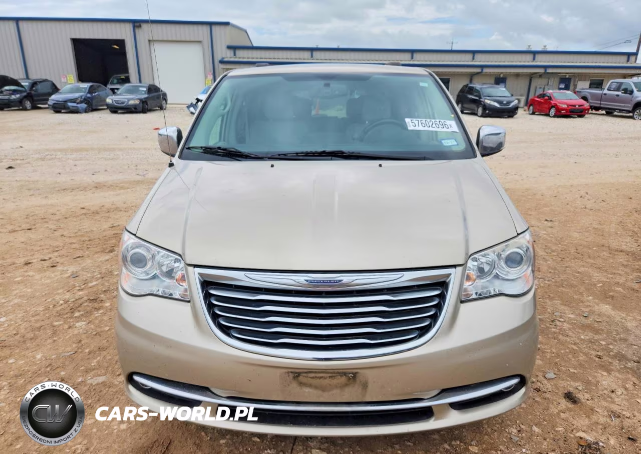 2016 Chrysler Town & Country Limited Platinum VIN:2C4RC1GG8GR199791 - 5