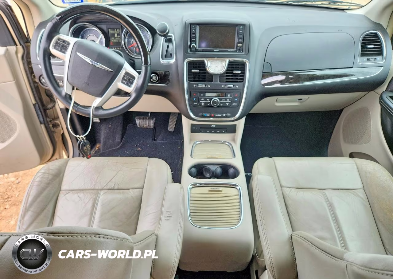 2016 Chrysler Town & Country Limited Platinum VIN:2C4RC1GG8GR199791 - 8